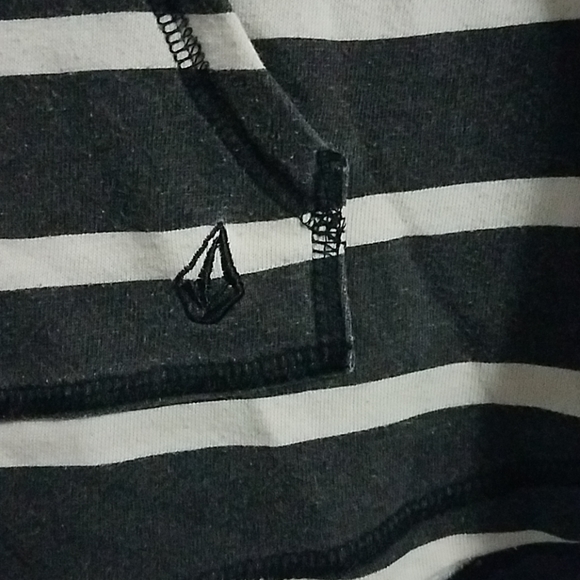 Volcom Stripe Sweater - Picture 5 of 8